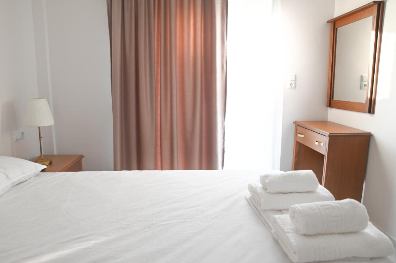 Faidra Apartments Néa Péramos Kültér fotó