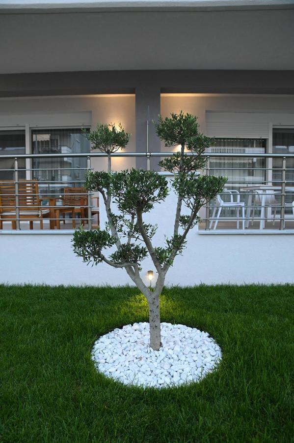 Faidra Apartments Néa Péramos Kültér fotó