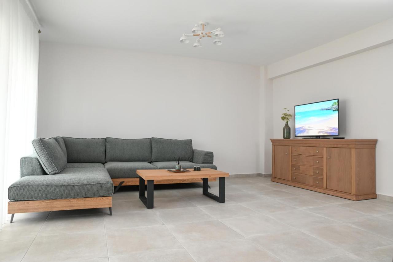 Faidra Apartments Néa Péramos Kültér fotó